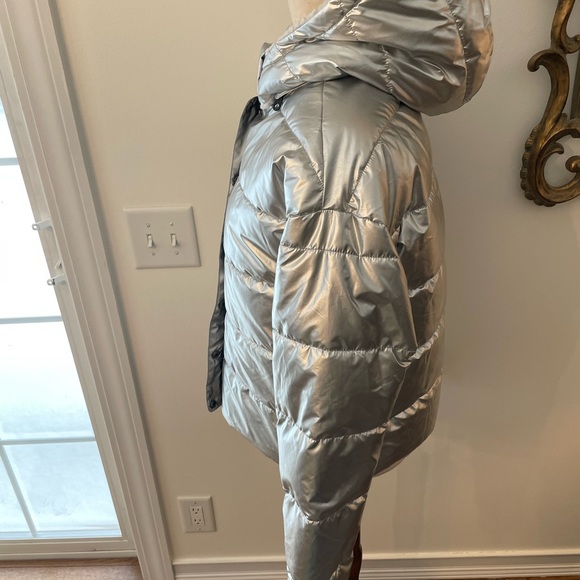 Aerie Offline Metallic Silver Hooded Puffer Jacket - Picture 7 of 15